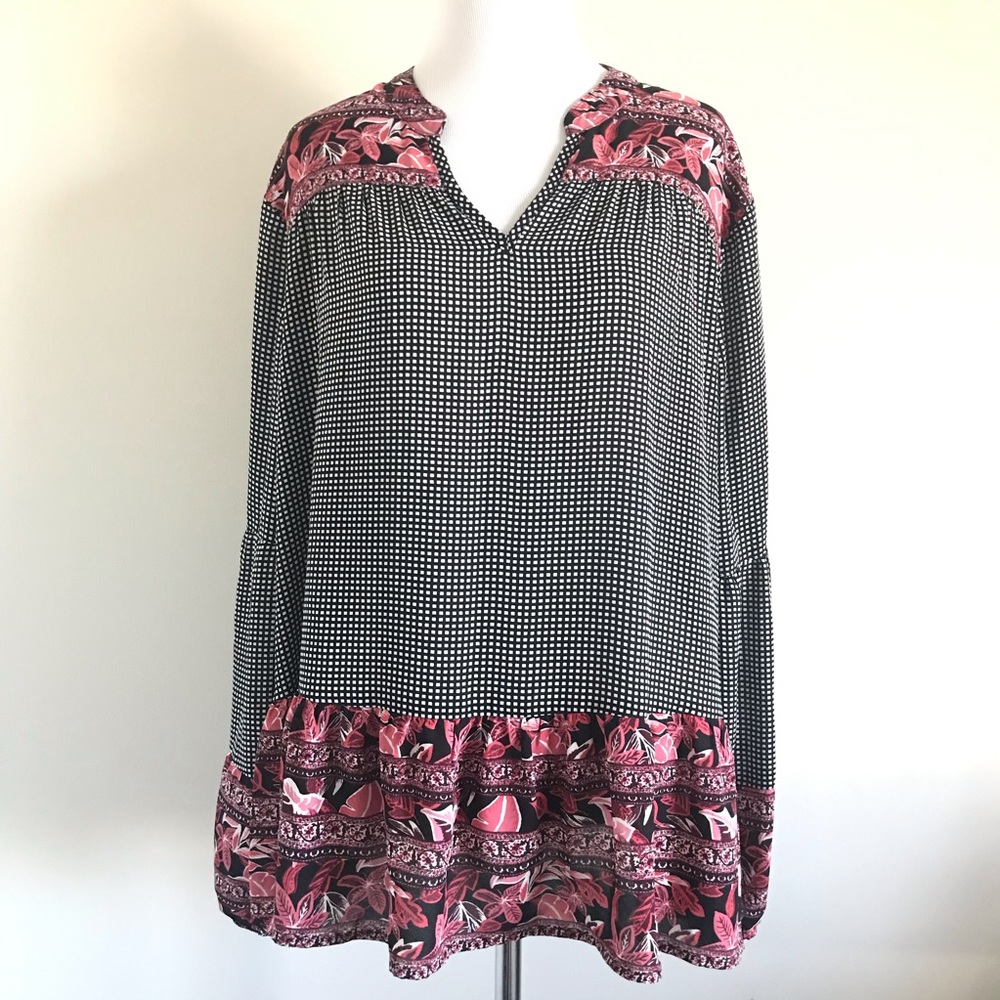 🎁 Style & Co V neck Black Size Large Long Sleeve Women’s Floral top